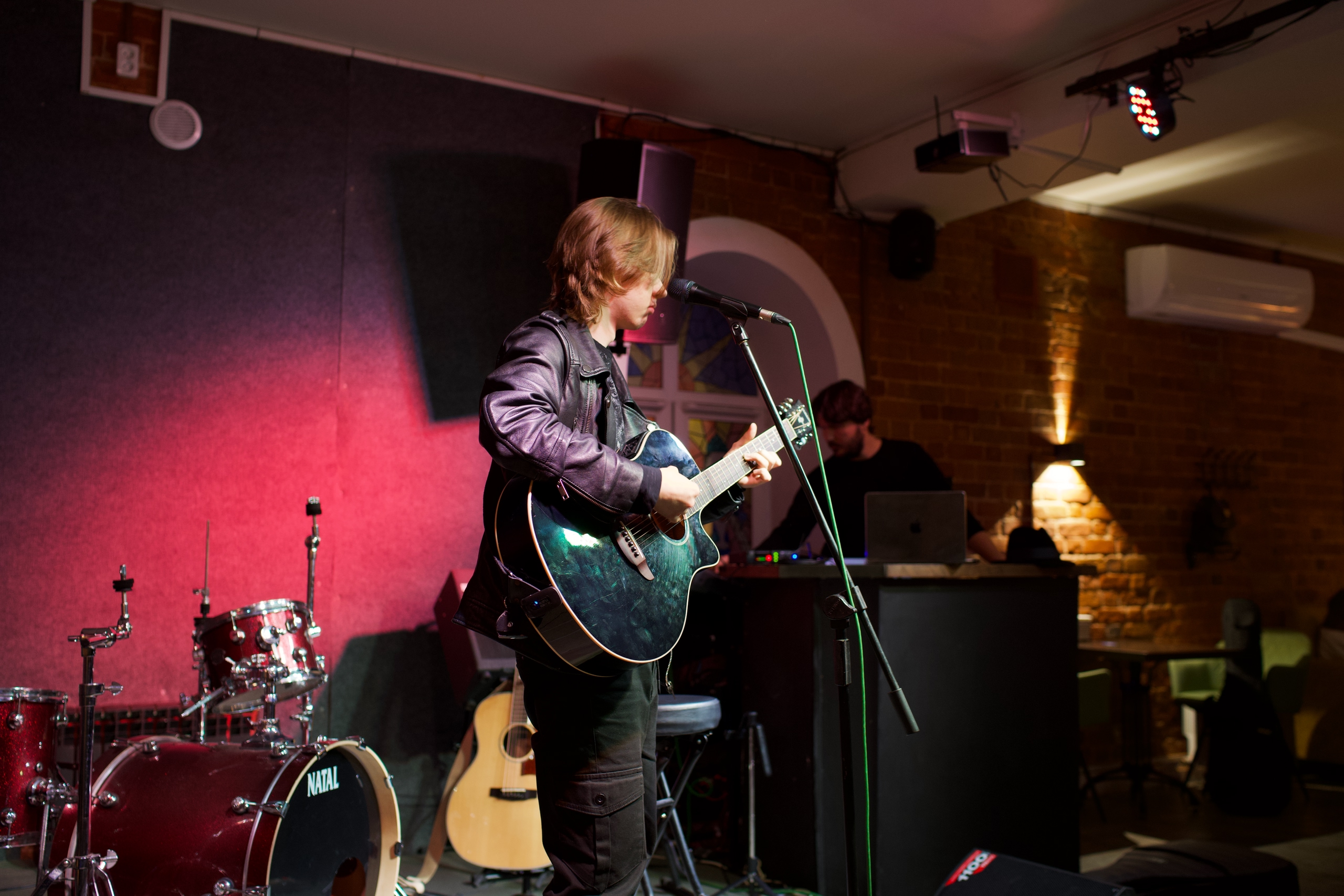 Фото с квартирника Квартирник в Хитрый Лис