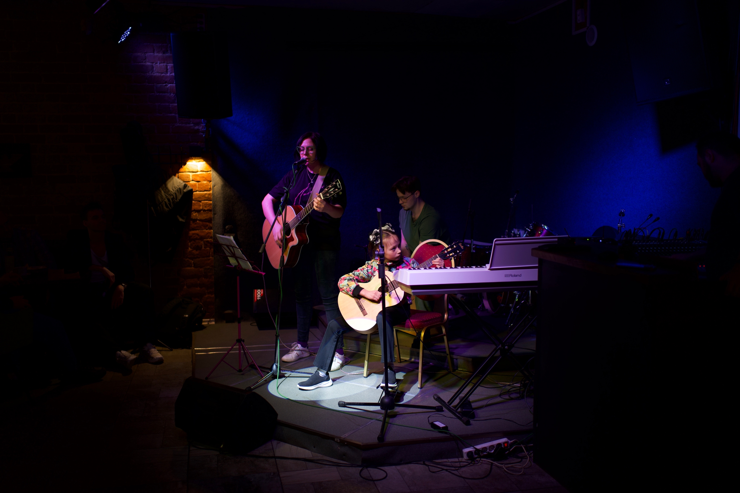 Фото с квартирника Квартирник в Хитрый Лис 3